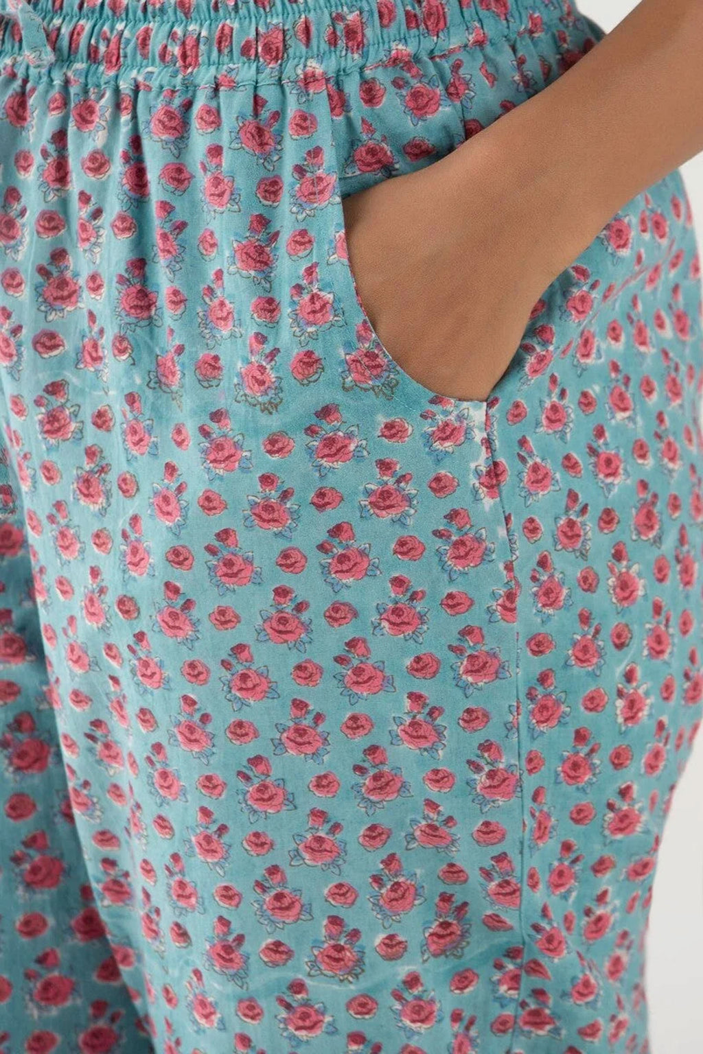Gulbarg Jia Sanganeri Narrow Pants
