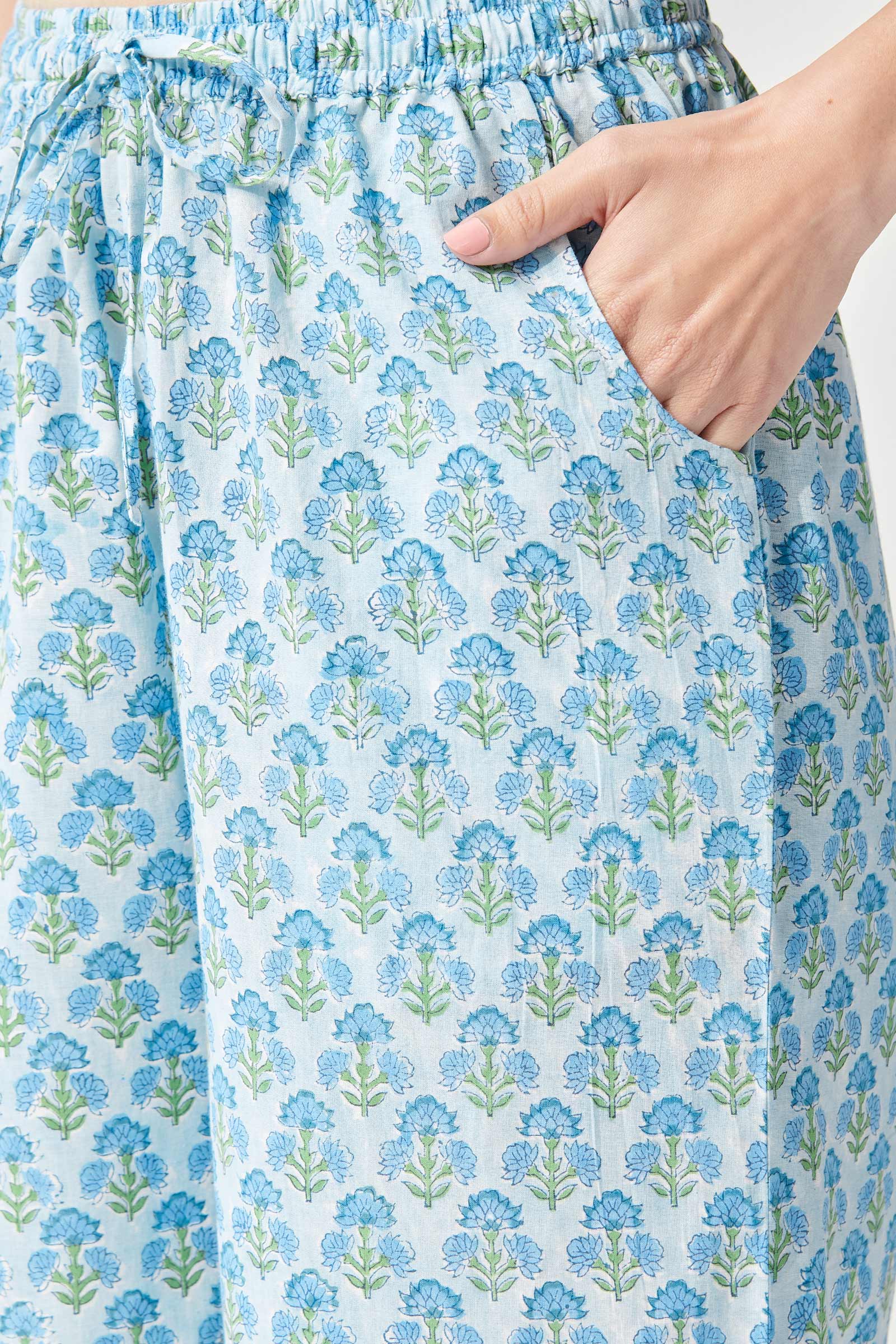 Gulbahar Ishrat Sanganeri Farsi