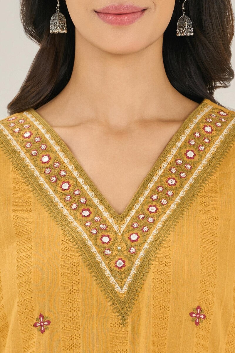 Mehraab Sabeen Kurta