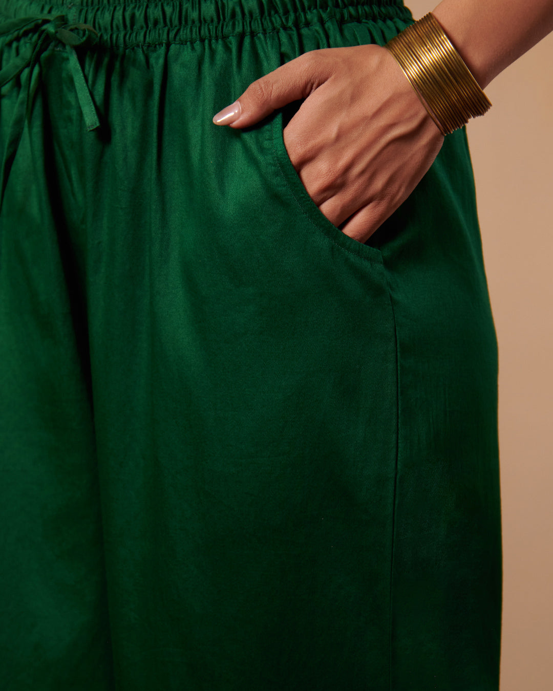 Roshanara Tasnim Emerald Green Farsi