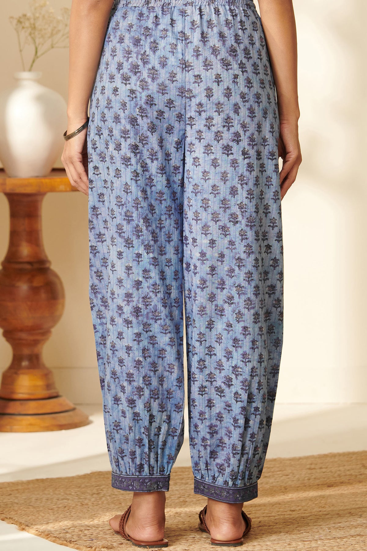 Sehra Mahi Akola Izhaar Pants