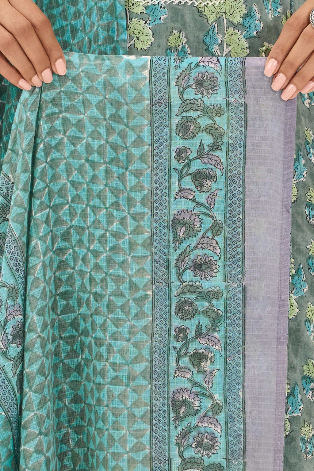 Roz Meher Gulshan Dupatta