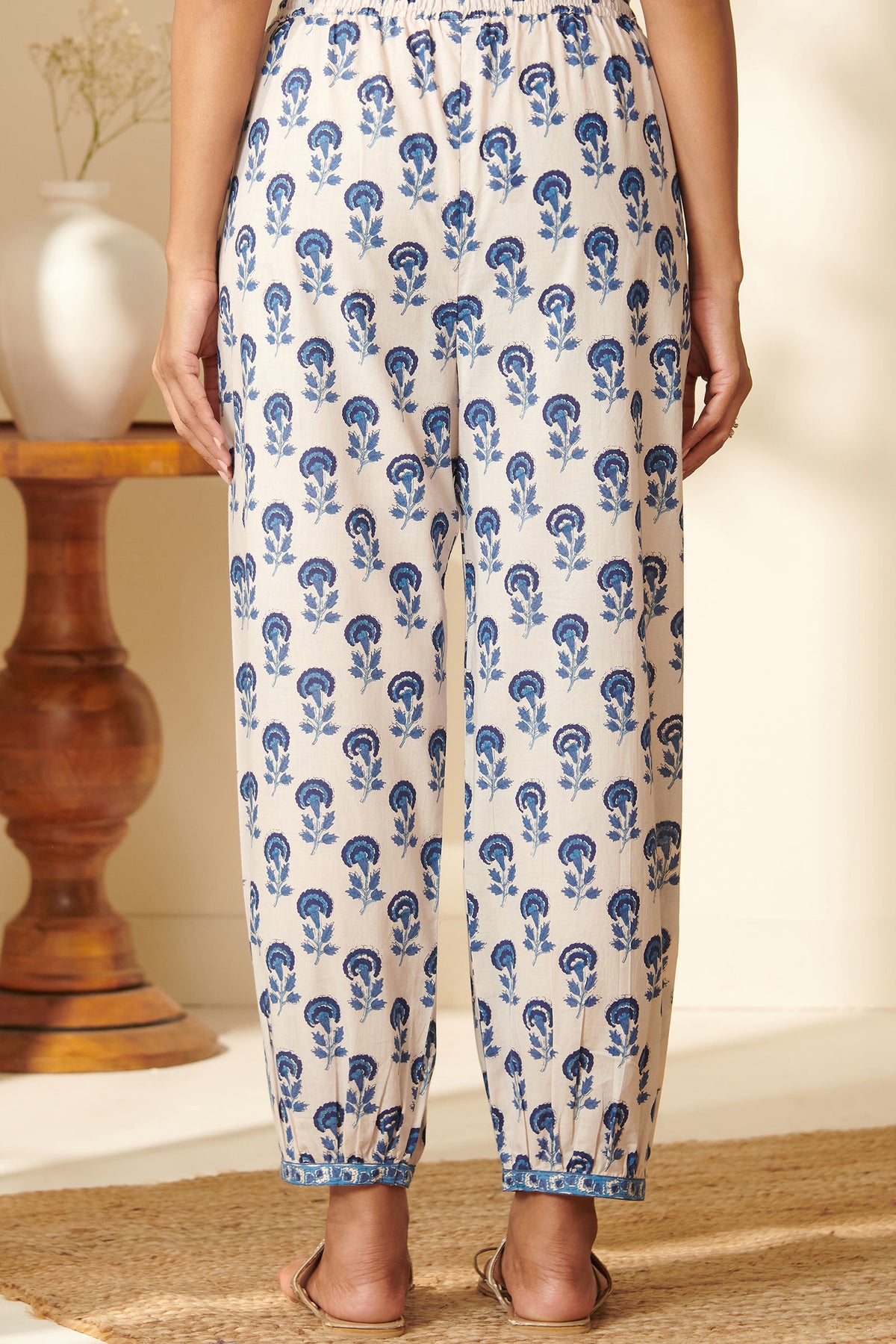 Neelofar Zoha Sanganeri Izhaar Pants