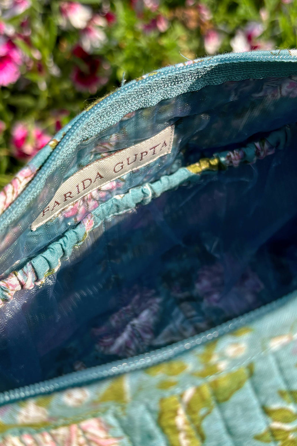 Roza Alia Toiletry Pouch