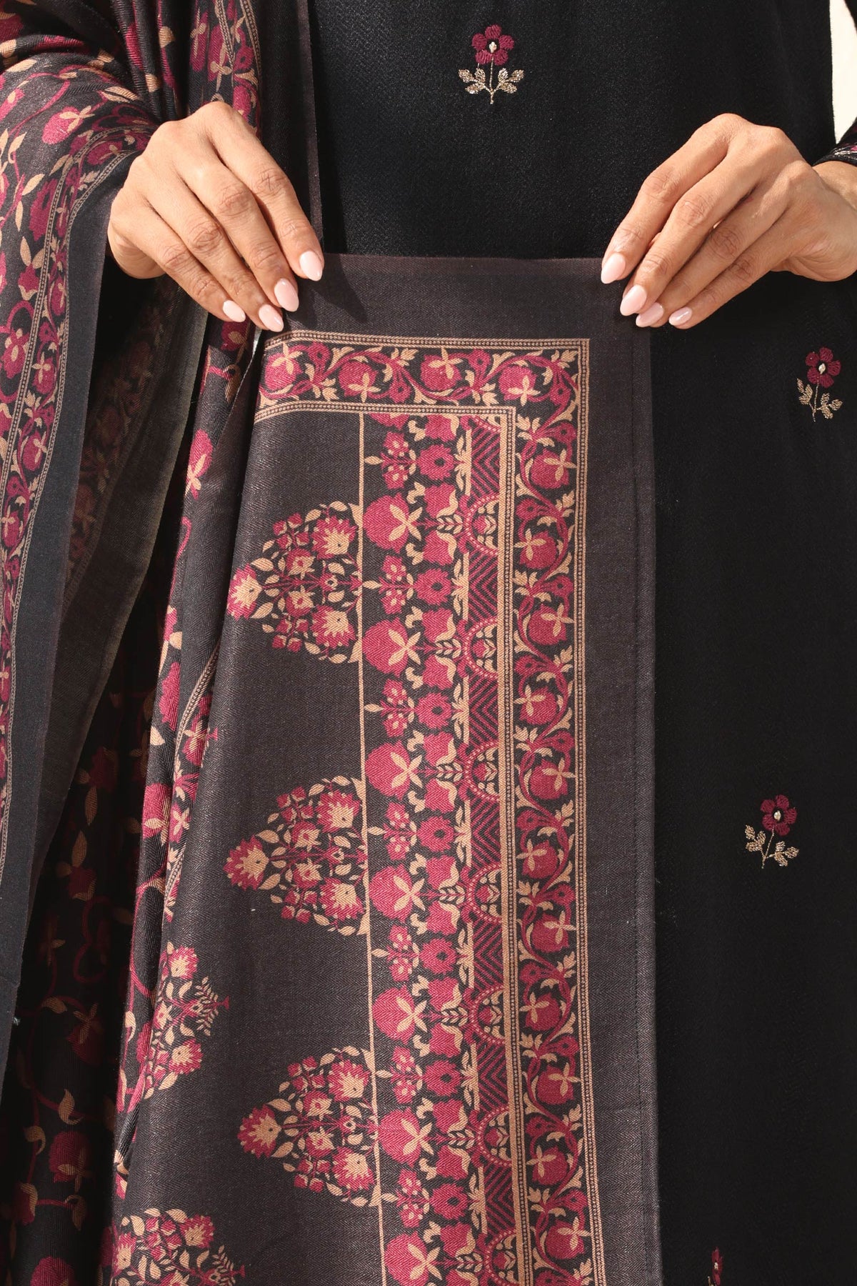 Naadirah Maryam Dupatta