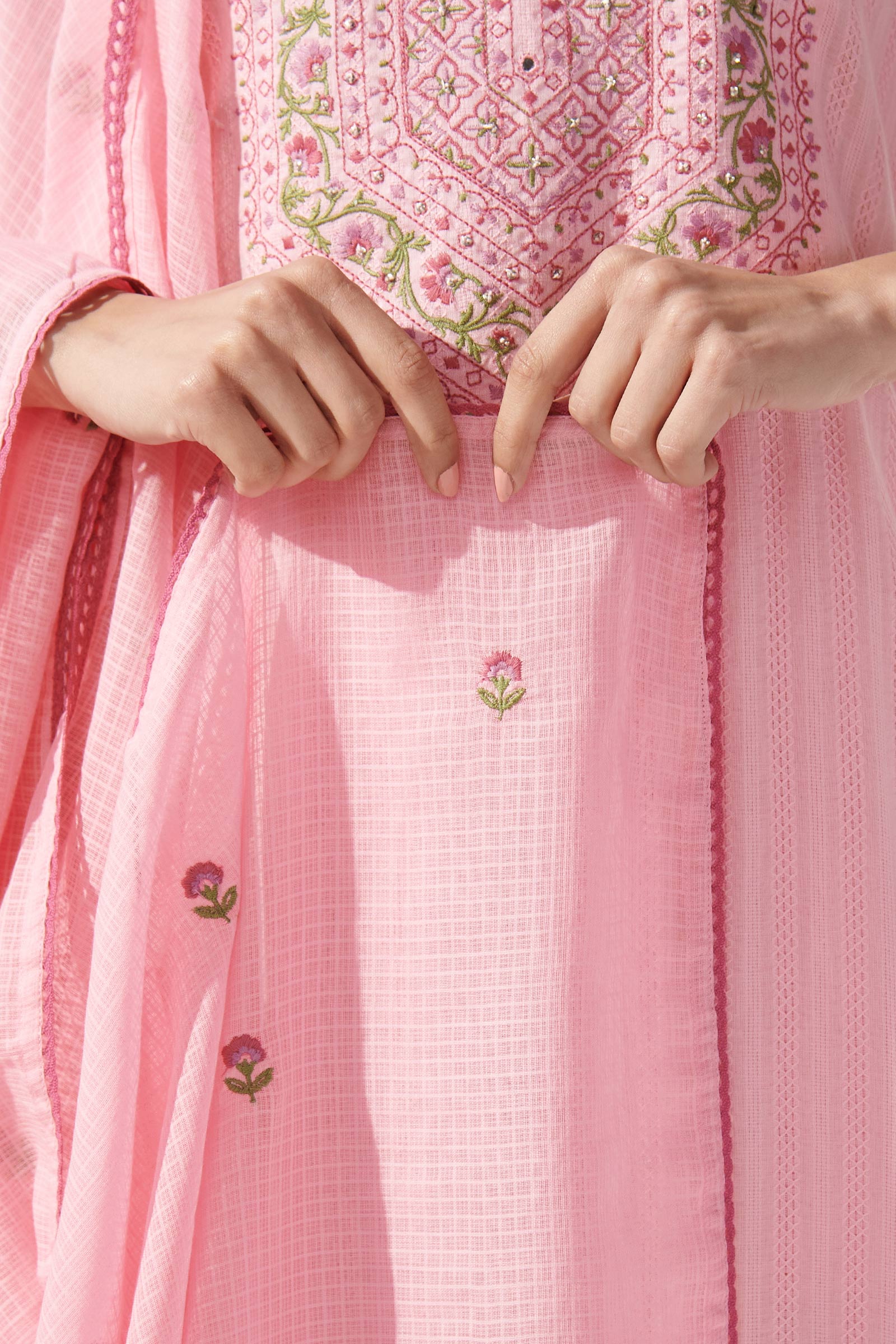 Mehraab Rozinah Pink Dupatta