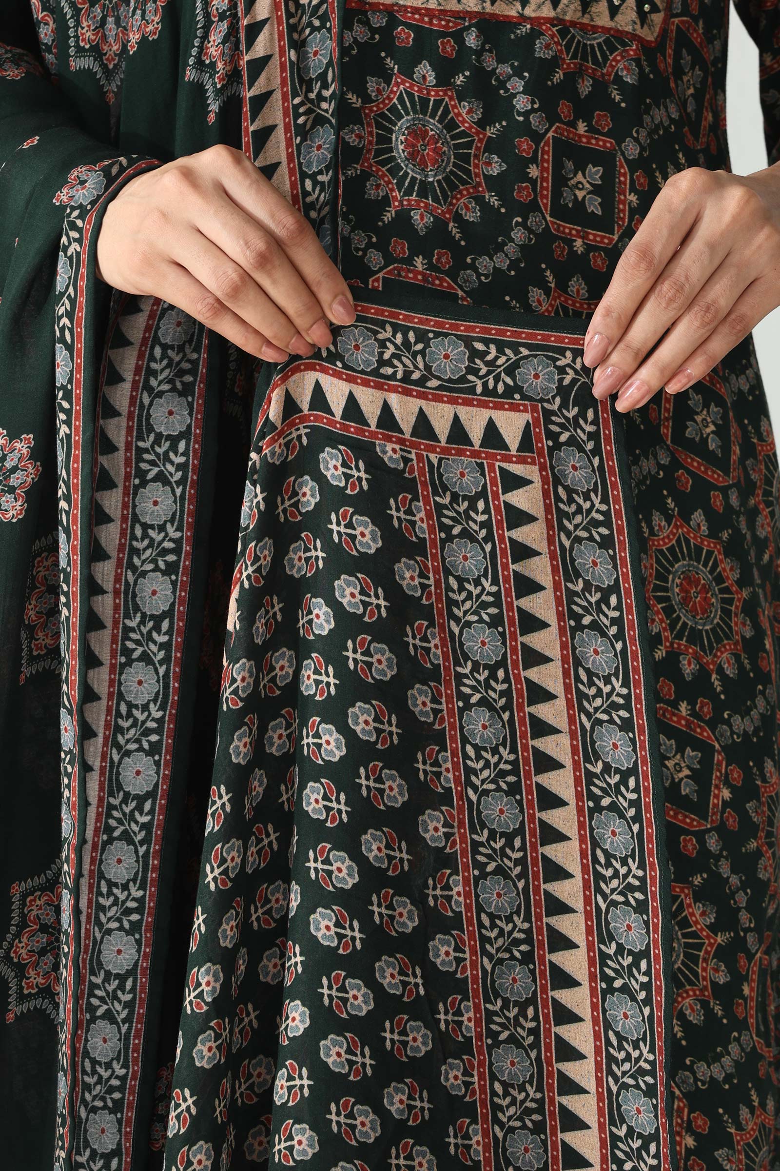 Rangrez Inaaya Dupatta