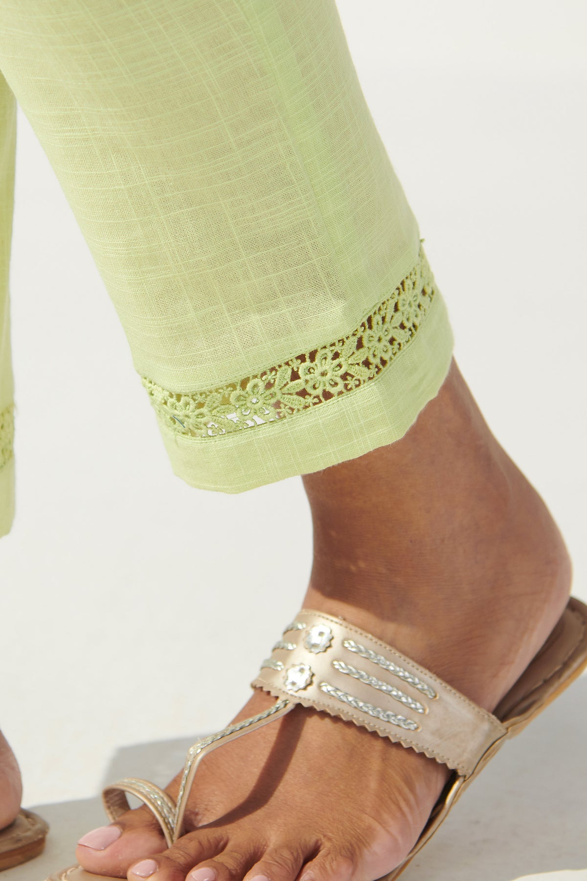 Roza Jashn Green Narrow Pants