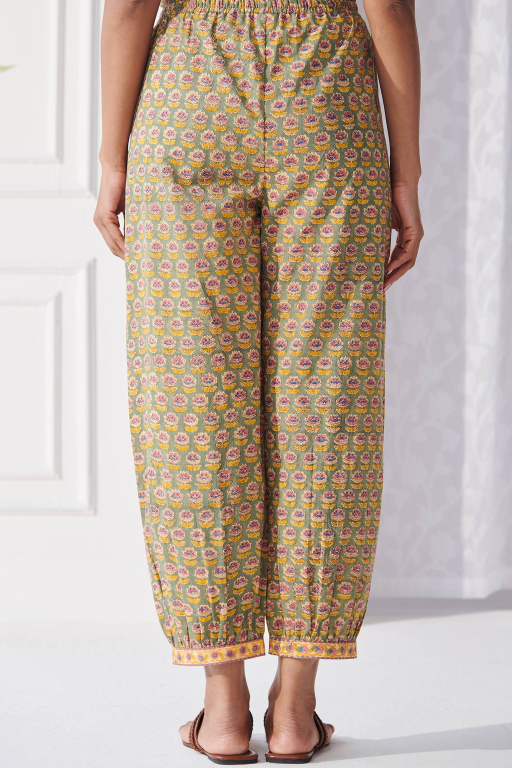 Surplus: Gulzar Suhana Sanganeri Izhaar Pants