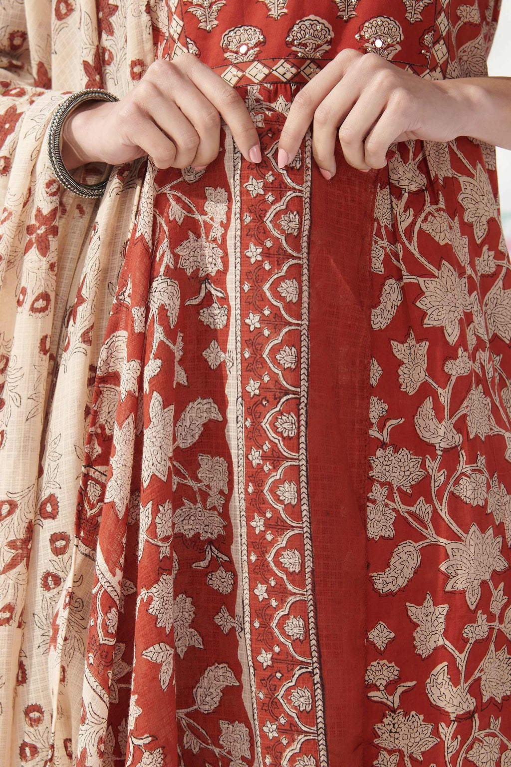 Sehra Sara Bagru Dupatta