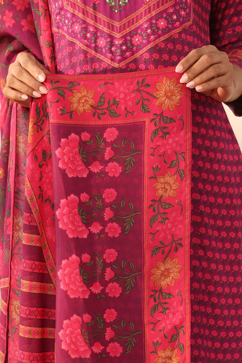 Surplus: Mahnoor Zara Dupatta