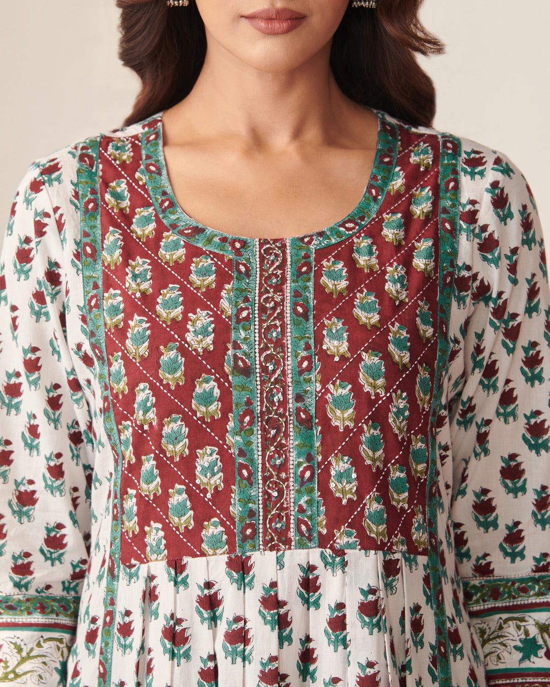 Gauhar Aafiya Sanganeri Kurta