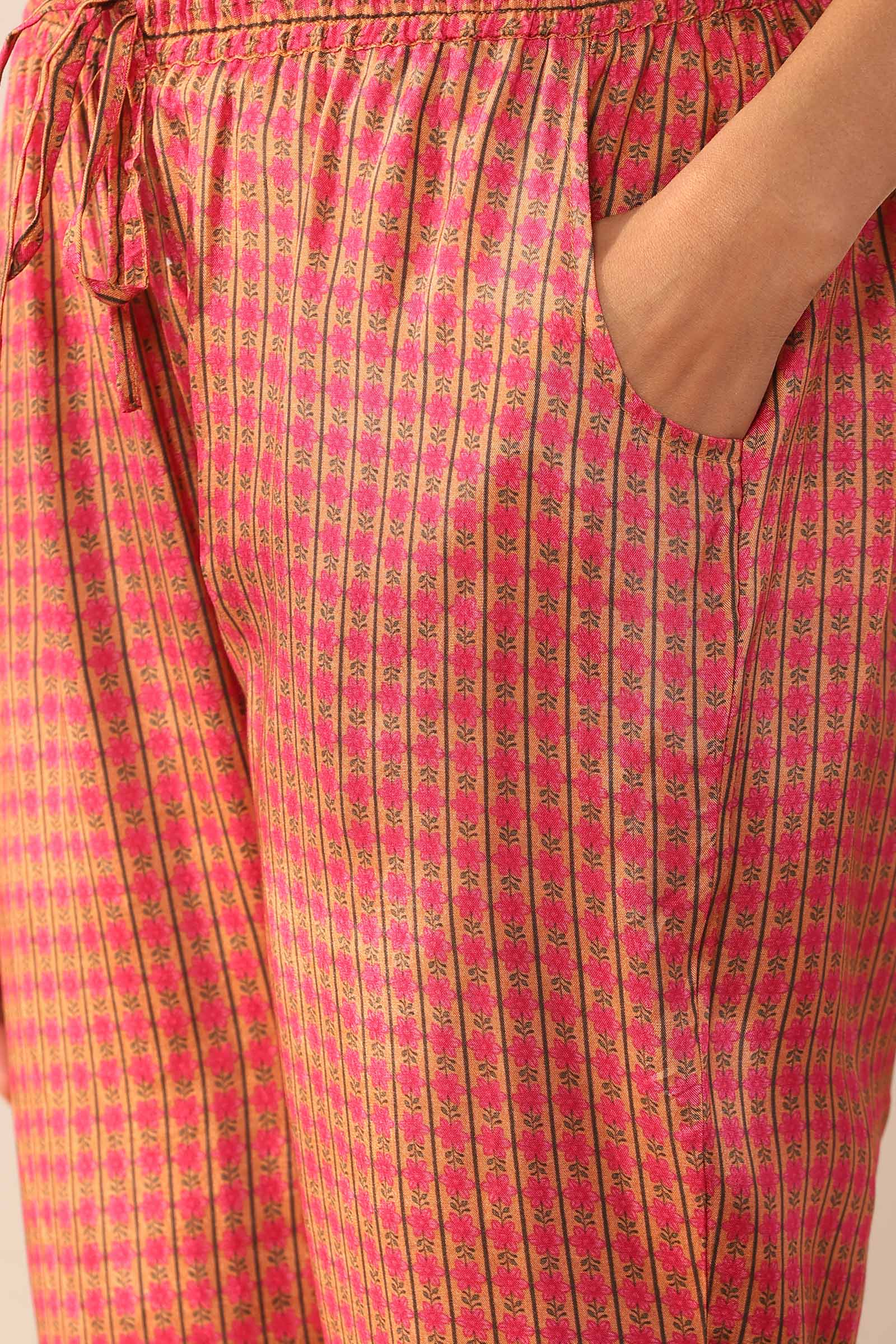 Mahnoor Zara Narrow Pants