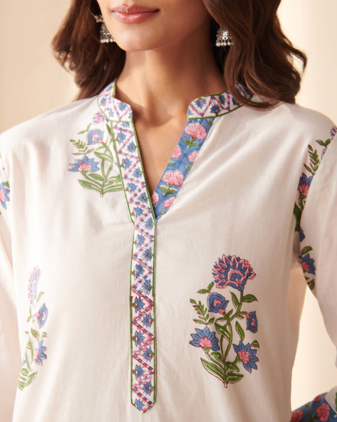 Gulbarg Zeinab Sanganeri Kurta