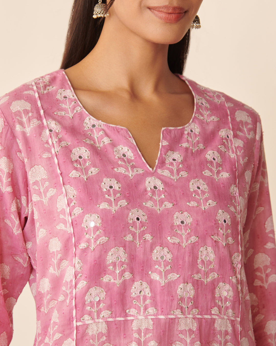 Rosheen Niyamat Sanganeri Kurta