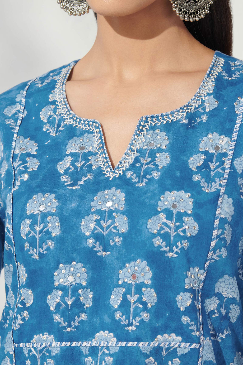 Surplus: Neelofar Zunaira Sanganeri Kurta