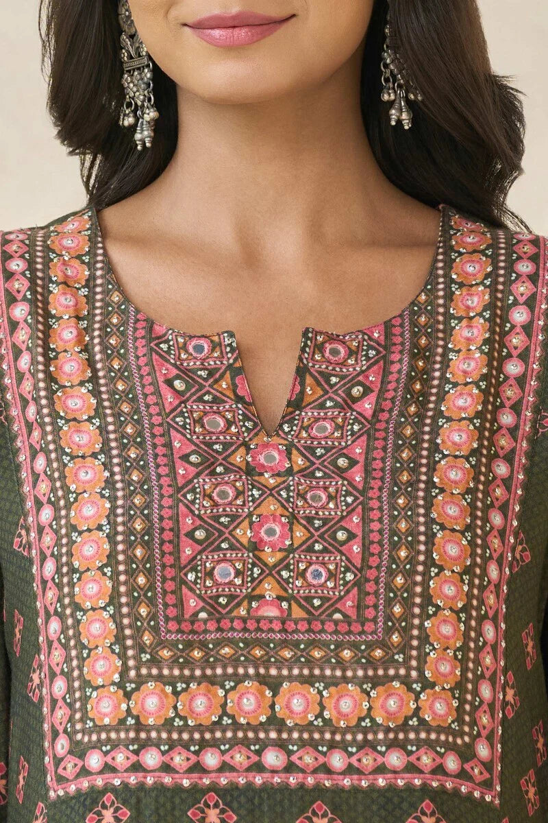 Surplus: Mehrunissa Arya Kurta