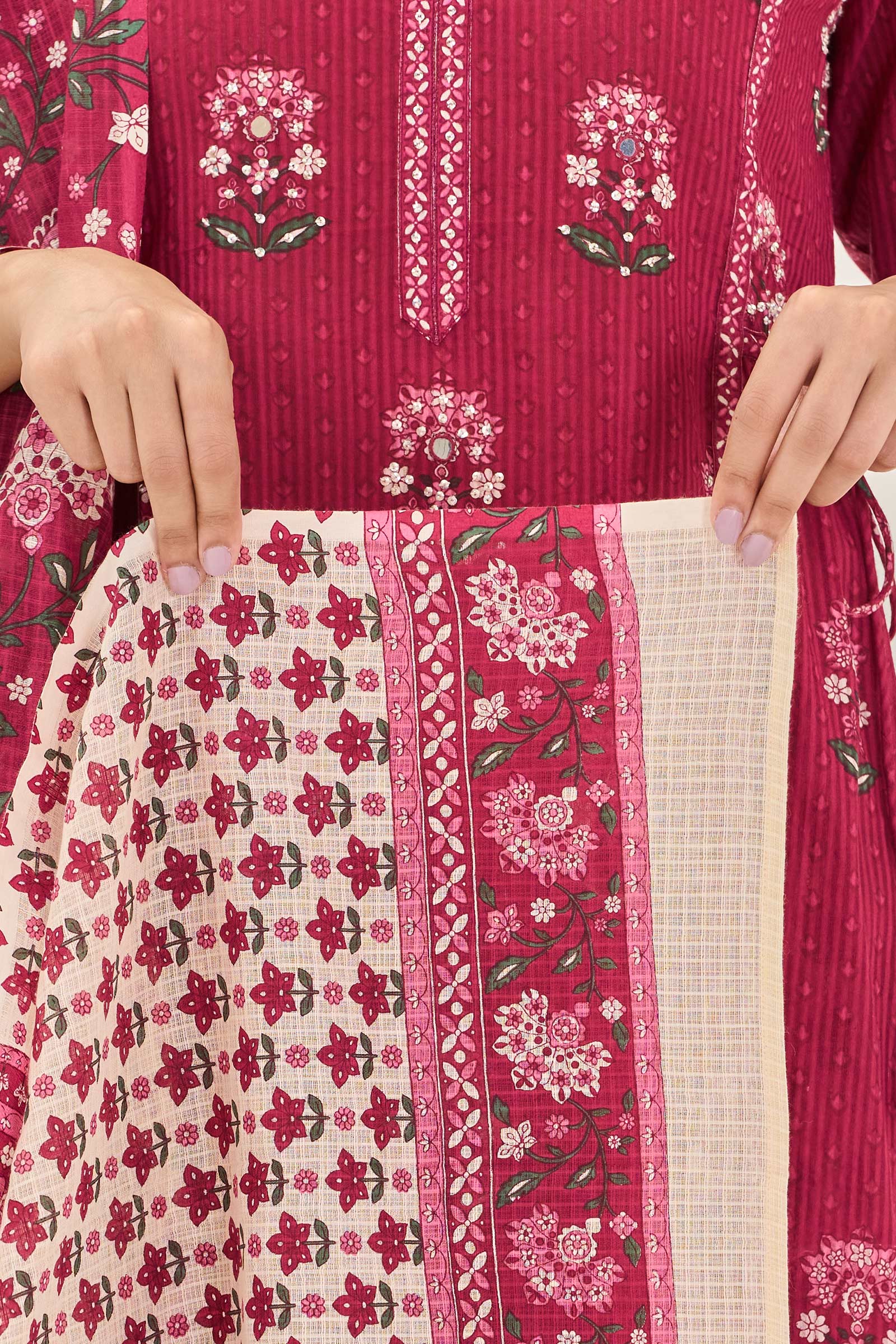 Roz Meher Niyati Dupatta