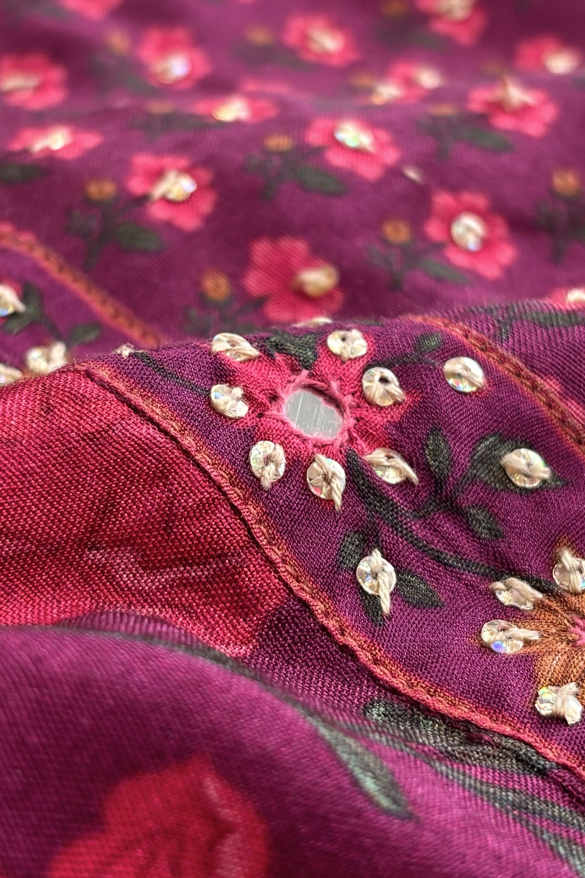 Mahnoor Kiara Kurta