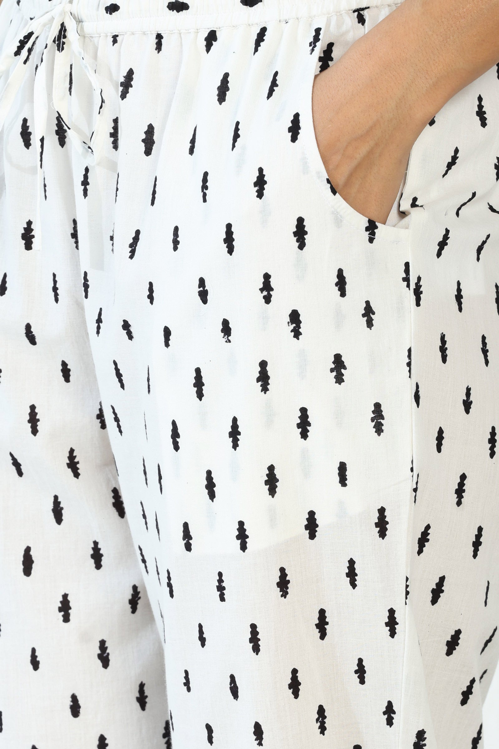 Mumtaz Farhin Sanganeri Narrow Pants