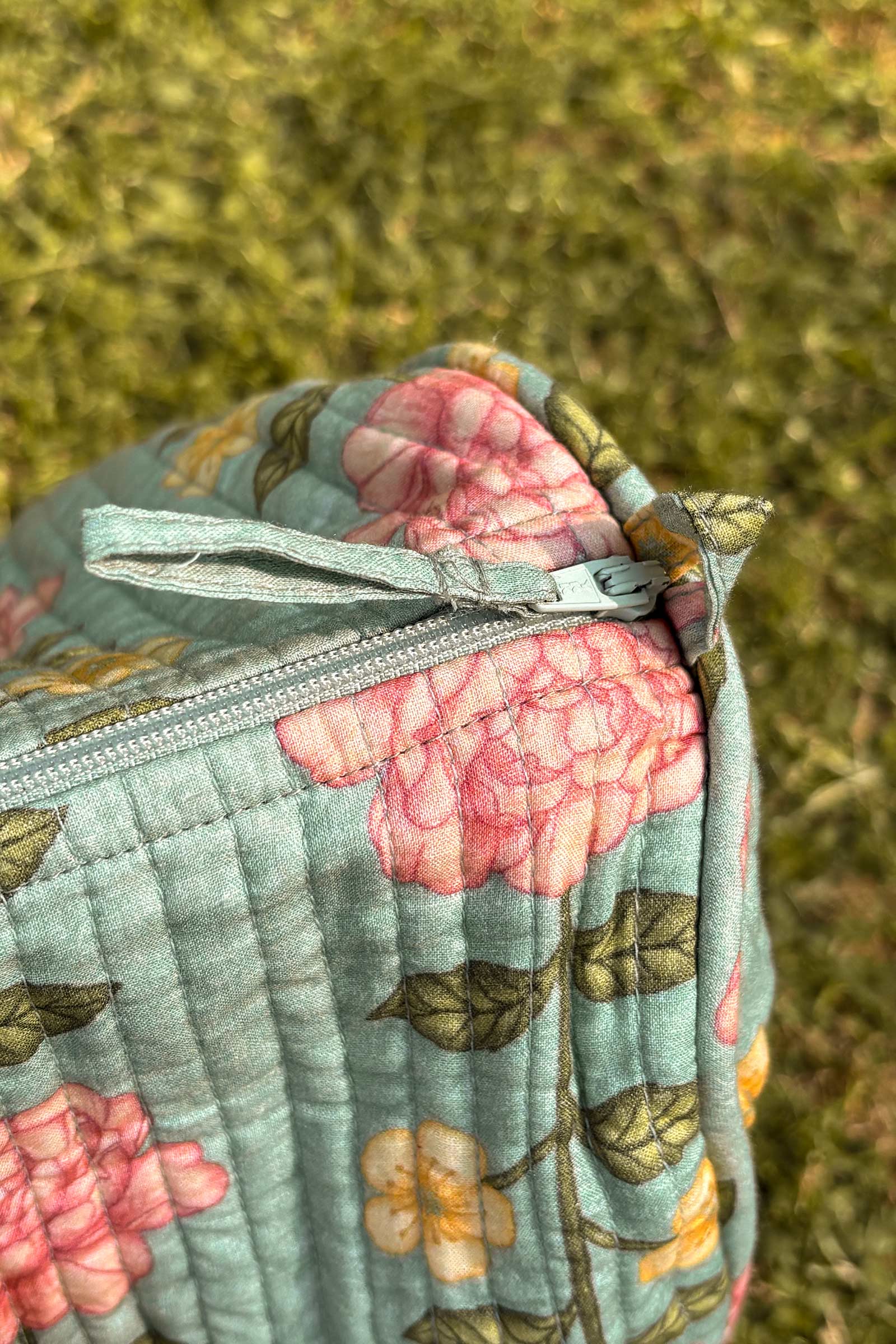 Roza Saira Holdall Bag