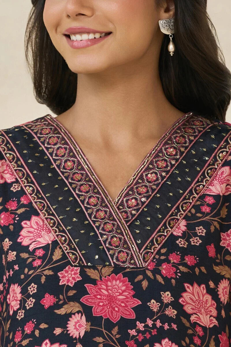 Surplus: Mehrunissa Sneha Kurta