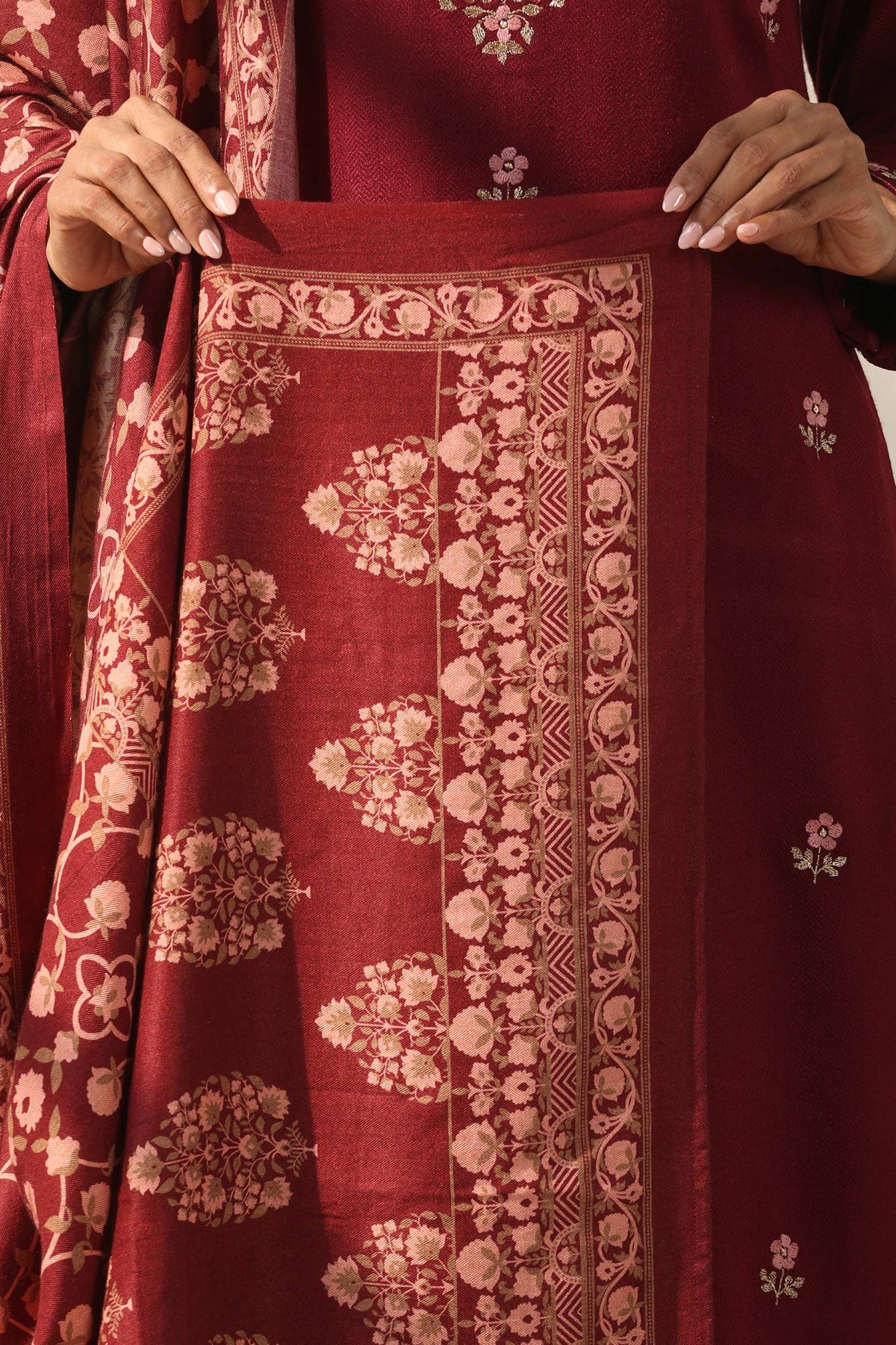 Naadirah Gulbahar Dupatta