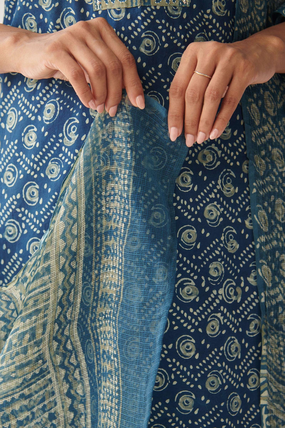 Sehra Rabani Akola Dupatta