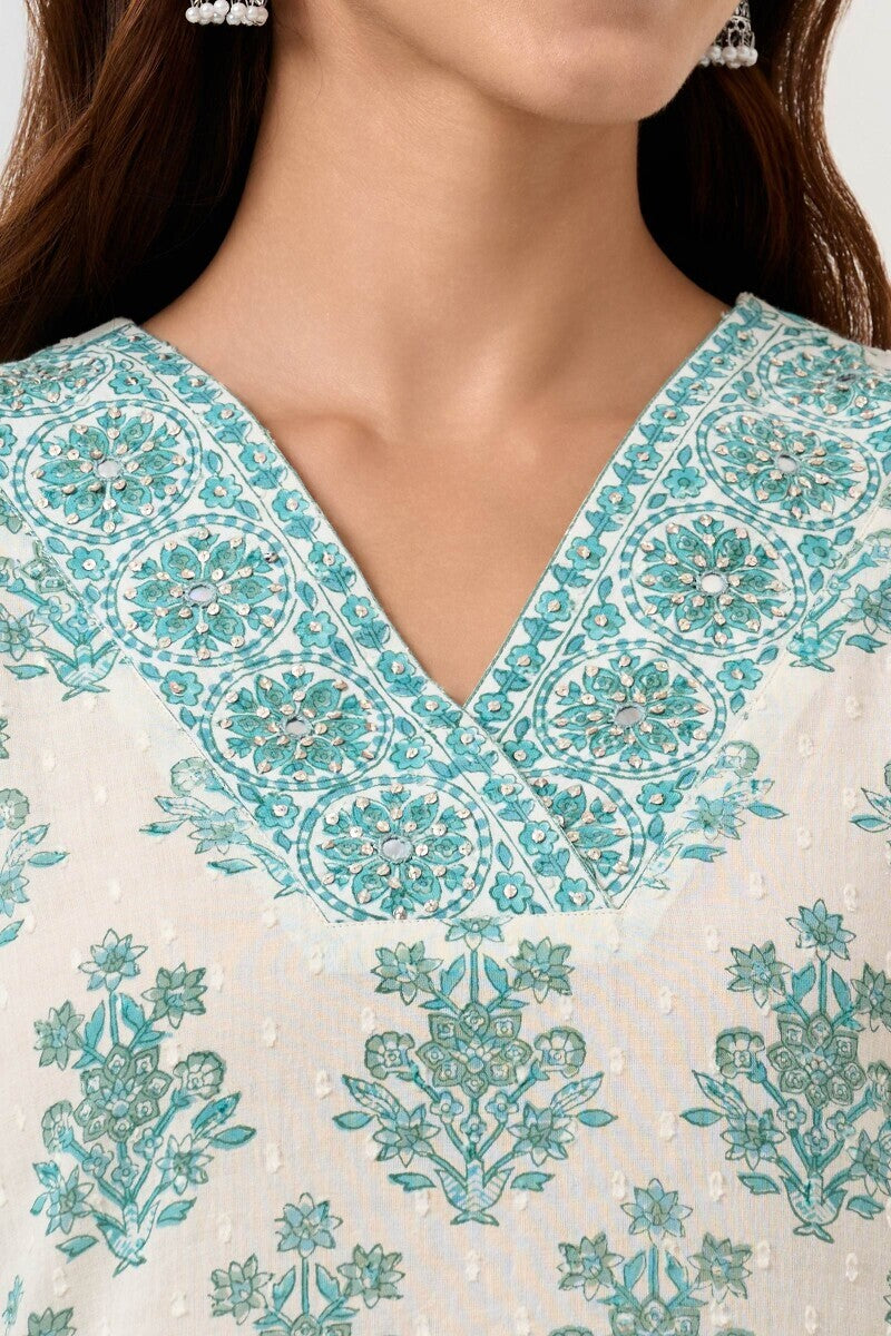 Neelofar Aisha Sanganeri Kurta