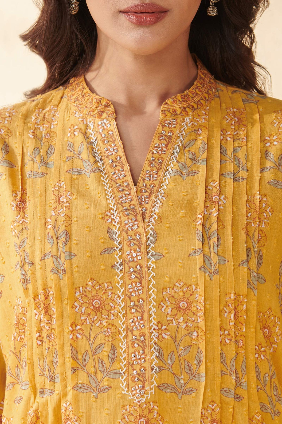 Gulbarg Nazia Sanganeri Kurta