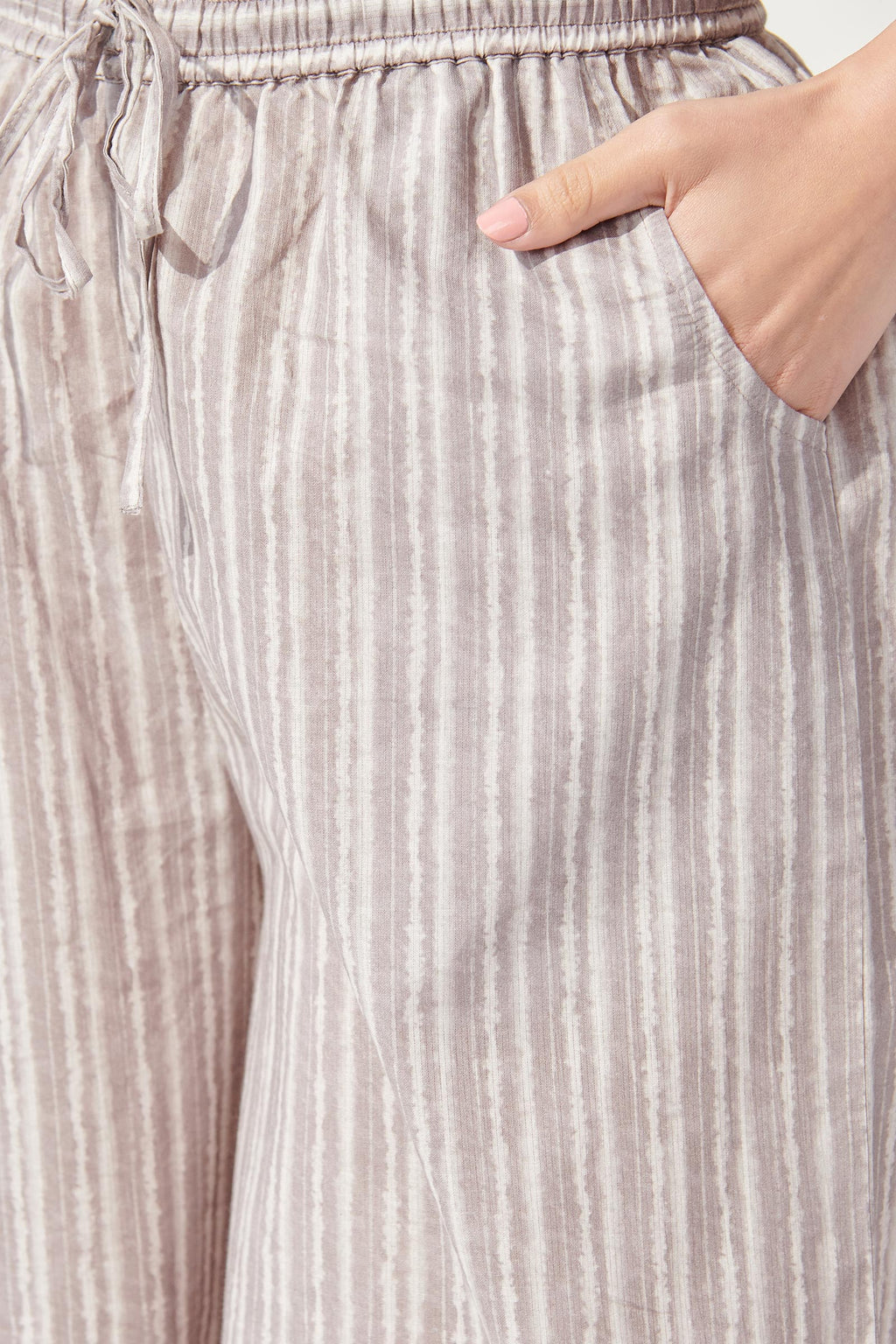 Rangrez Faheema Palazzo