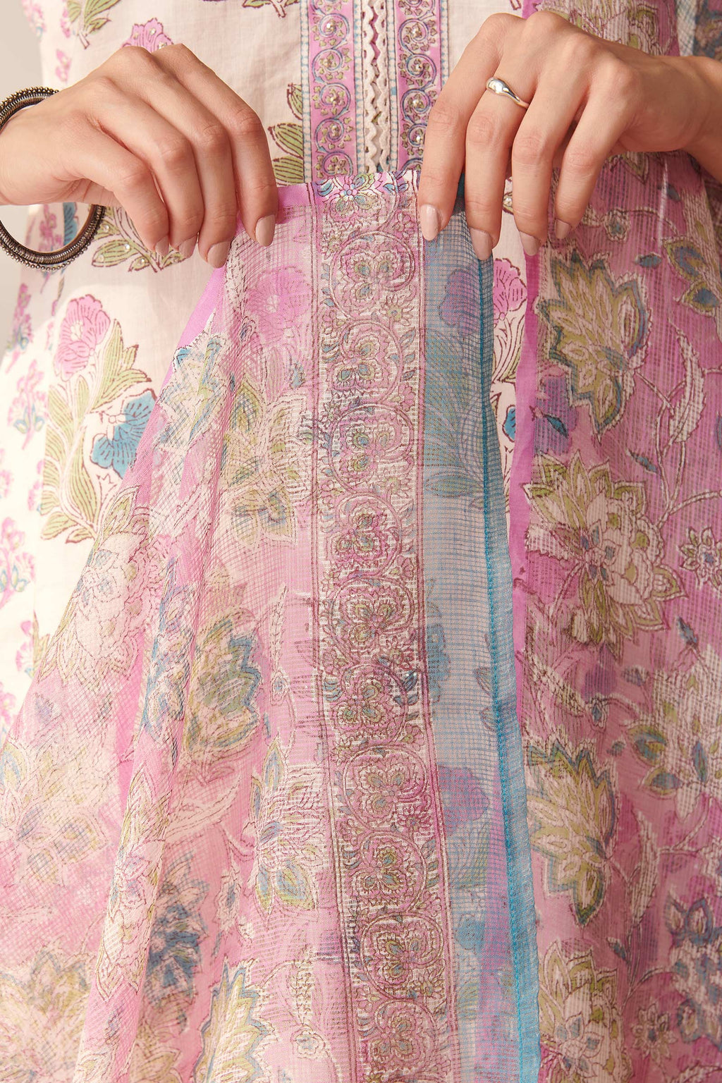 Gulbarg Fareena Sanganeri Dupatta
