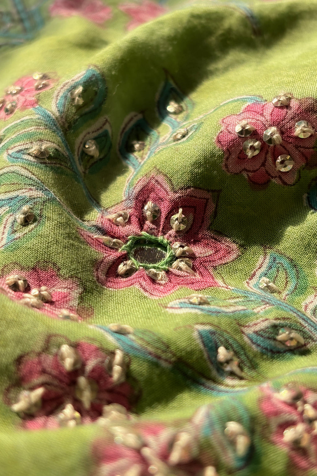 Gulbarg Mumtaz Kurta