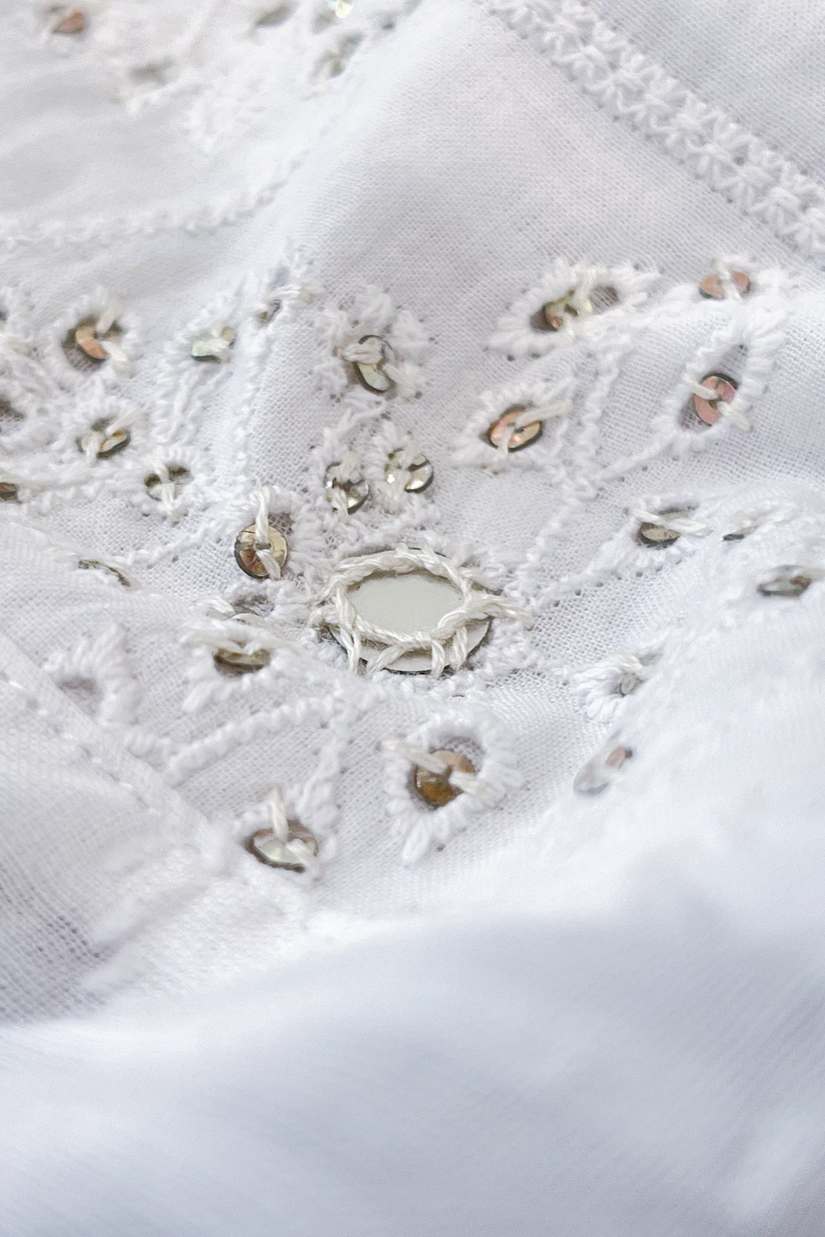 Raahat Gulnaaz White Kurta