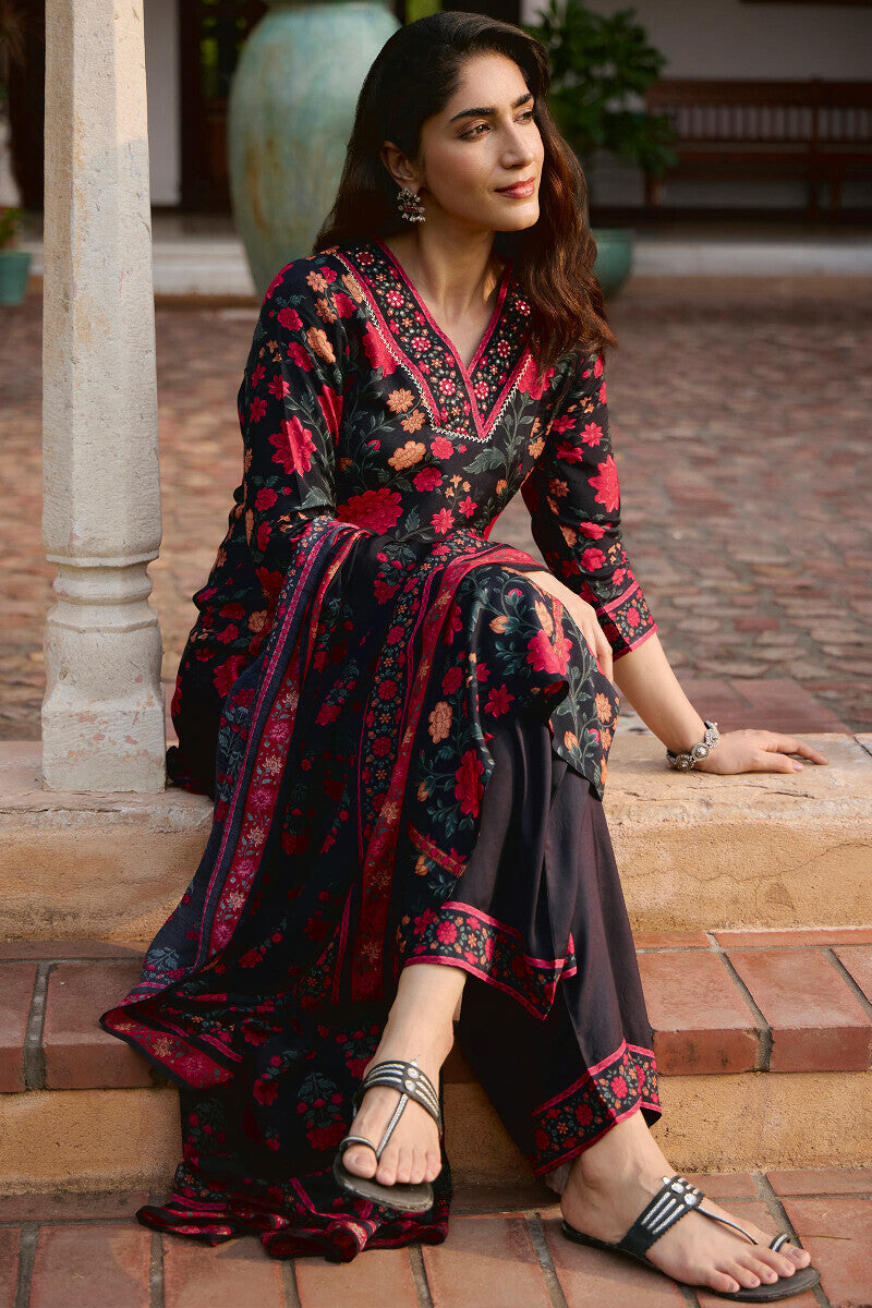 Laylah Mehnaz Kurta
