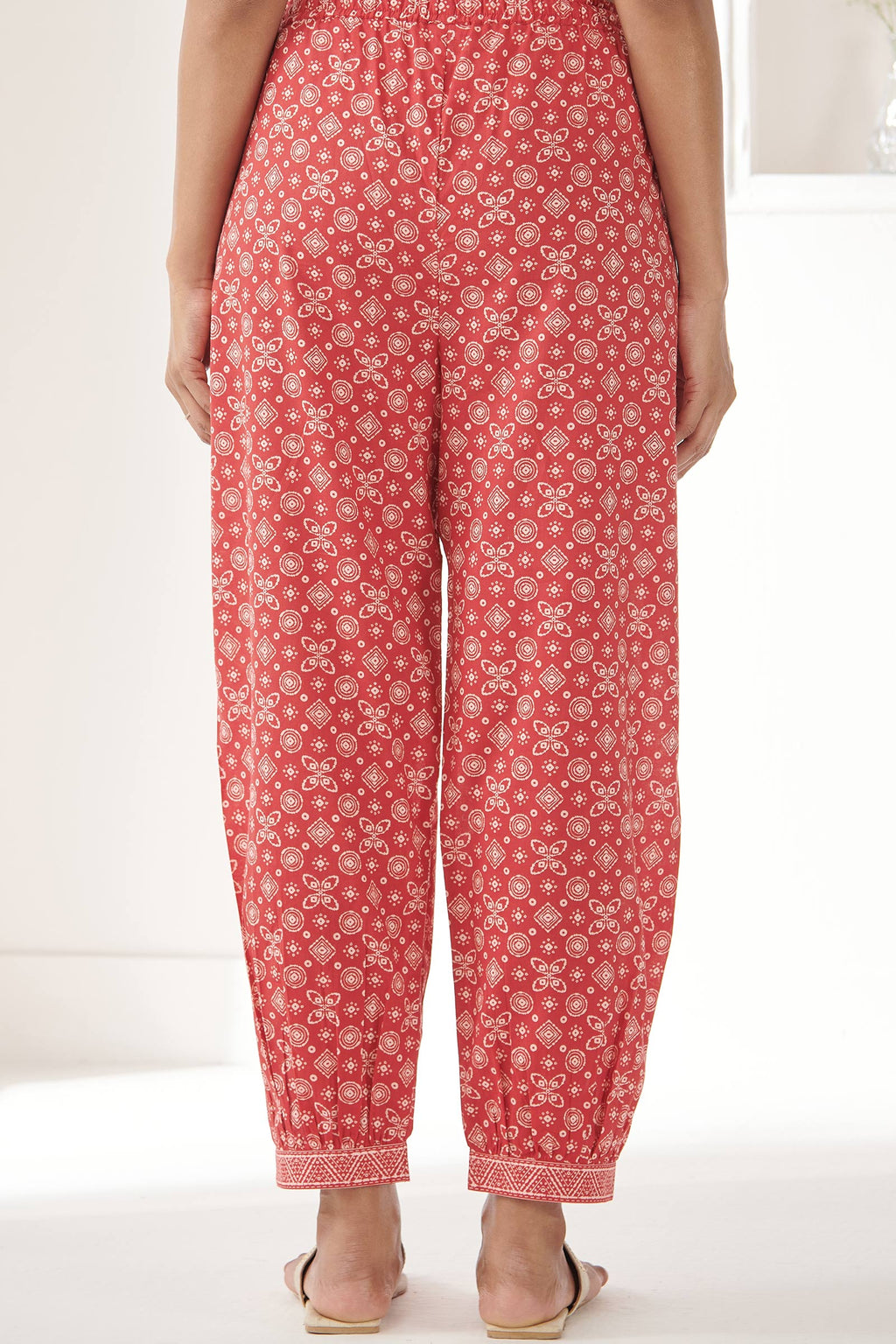Surplus: Rangrez Naimat Izhaar Pants