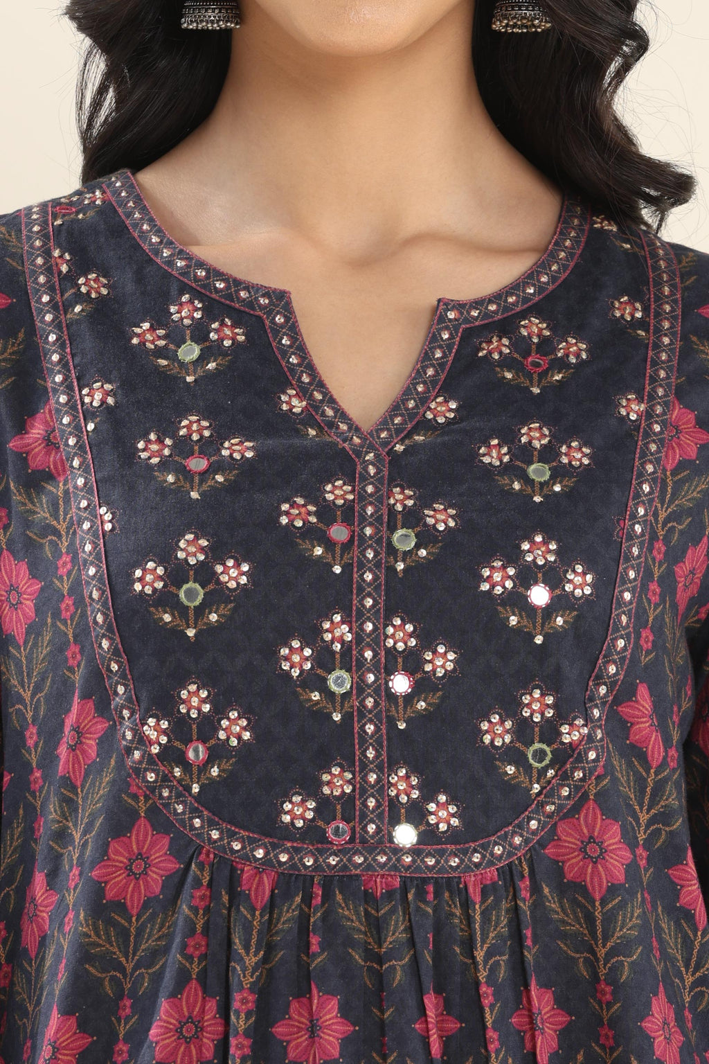 Laylah Samreen Kurta