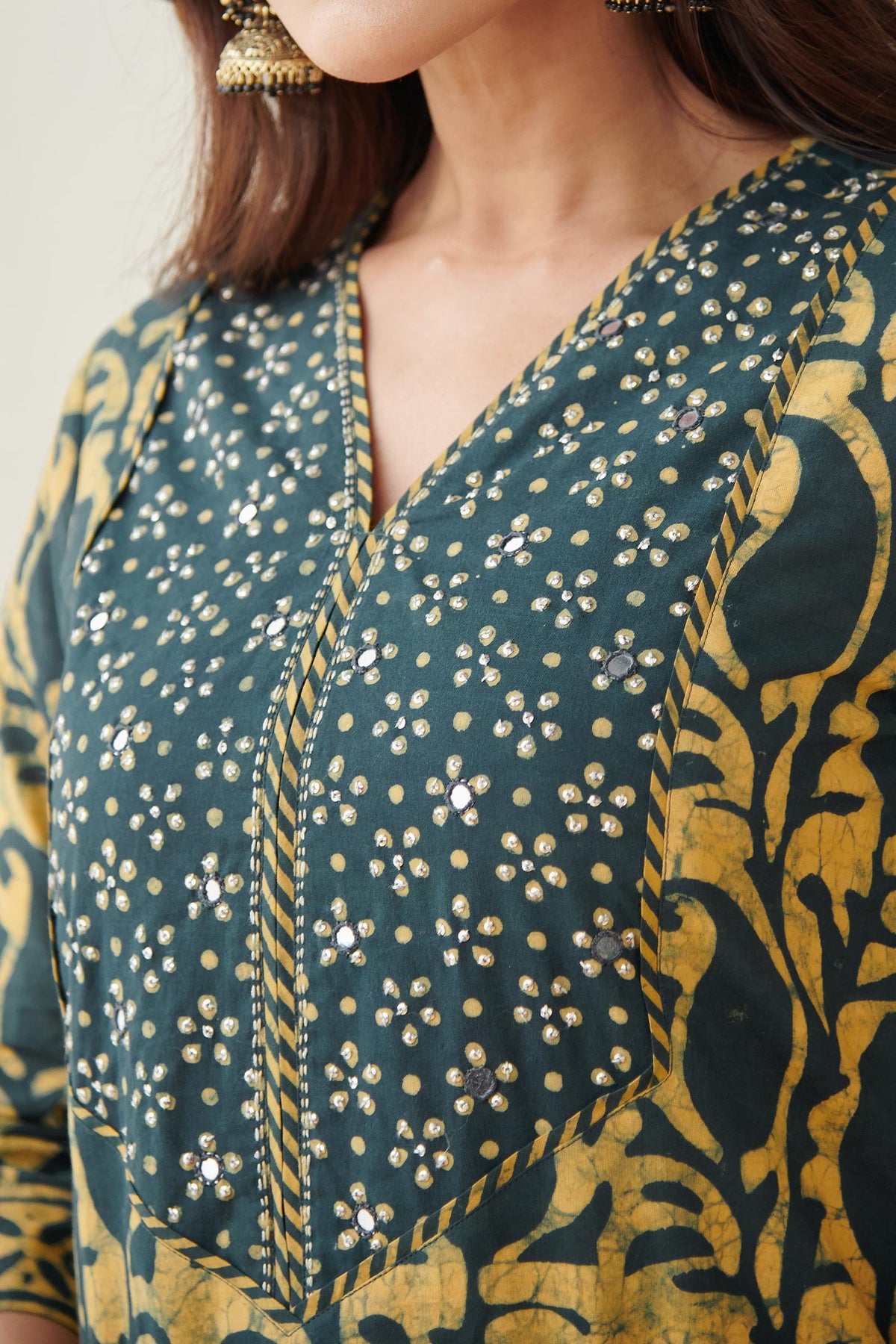 Sehra Aisha Kurta