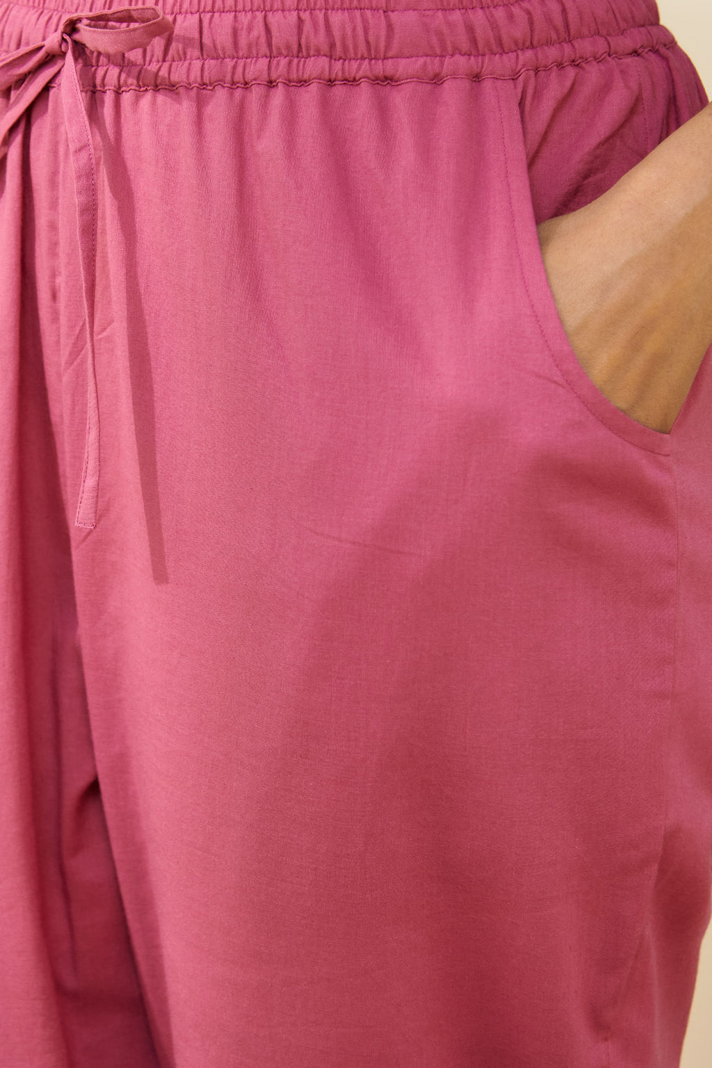 Gauhar Nargis Narrow Pants