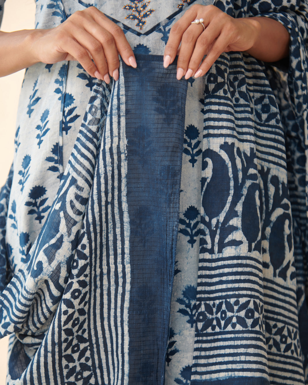 Nurtaj Rumaisa Bagru Dabu Dupatta