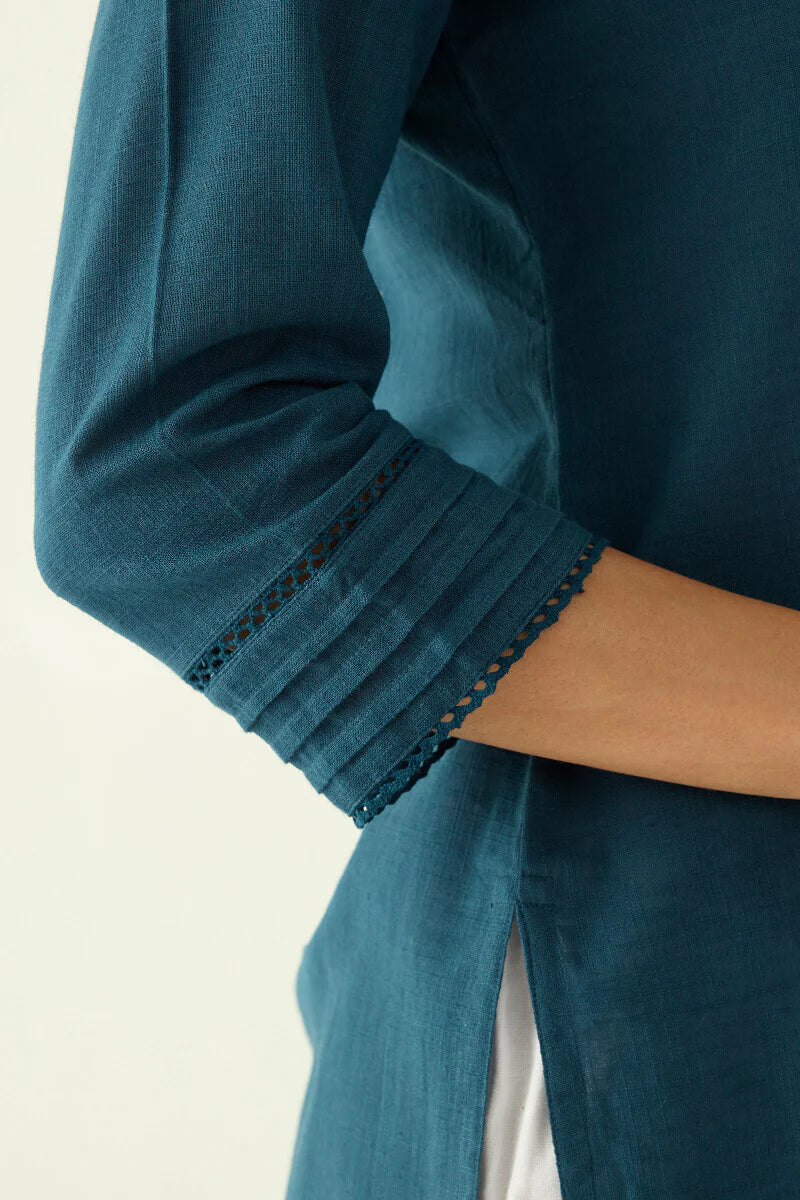 Surplus: Roza Seerat Blue Top