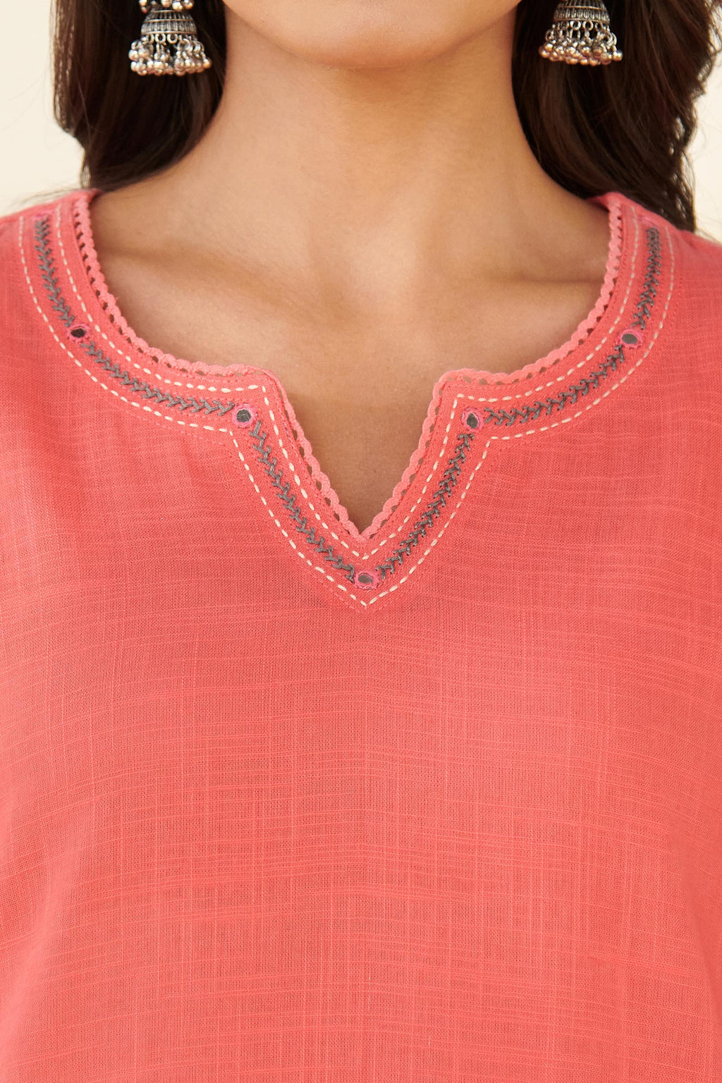 Surplus: Roza Mehnaz Pink Kurta