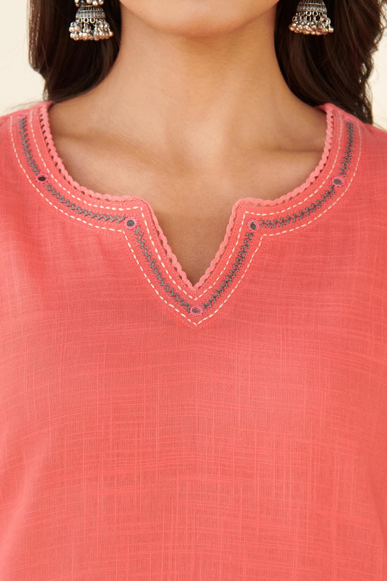 Surplus: Roza Mehnaz Pink Kurta