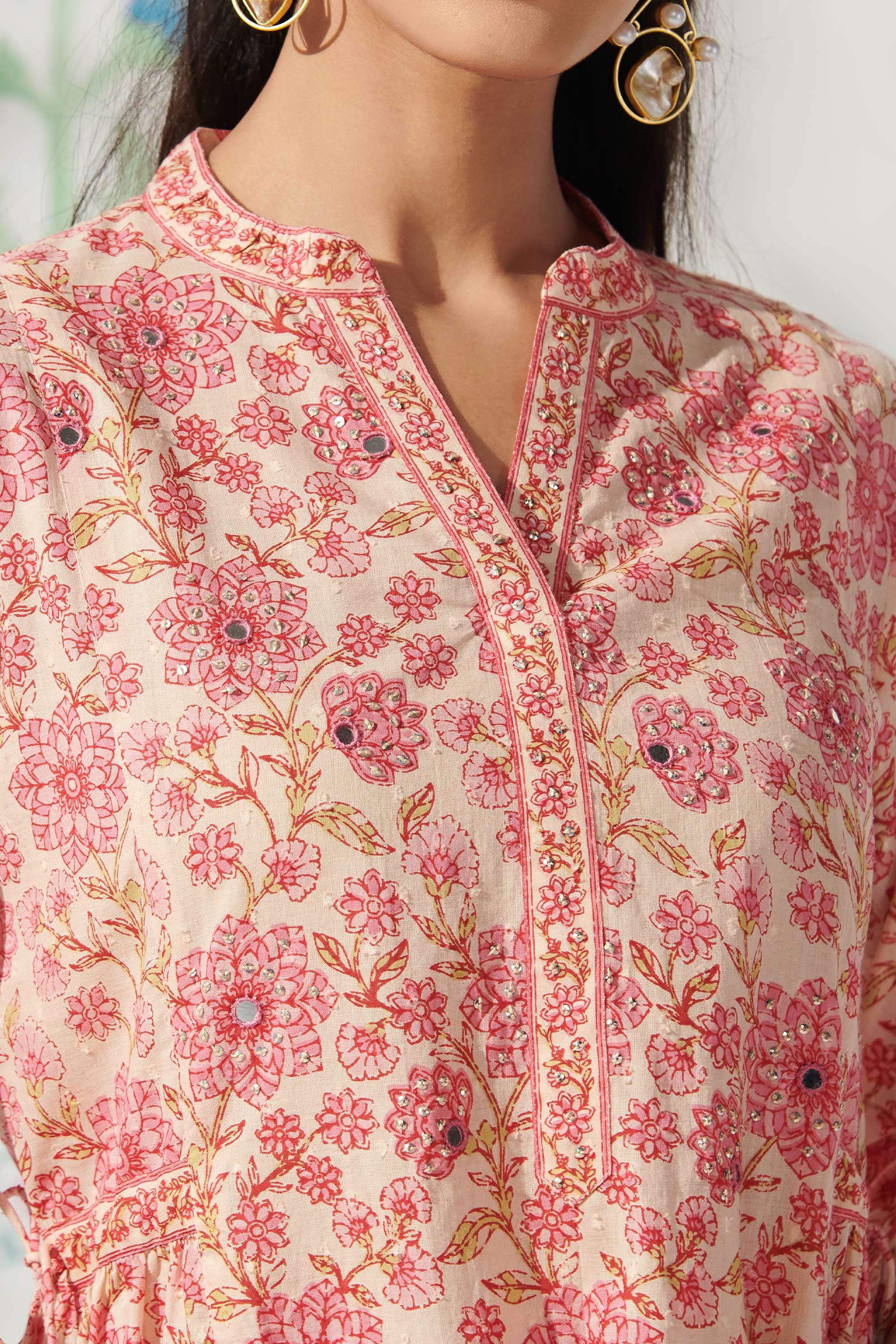 Surplus: Gulbahar Nafia Sanganeri Kurta