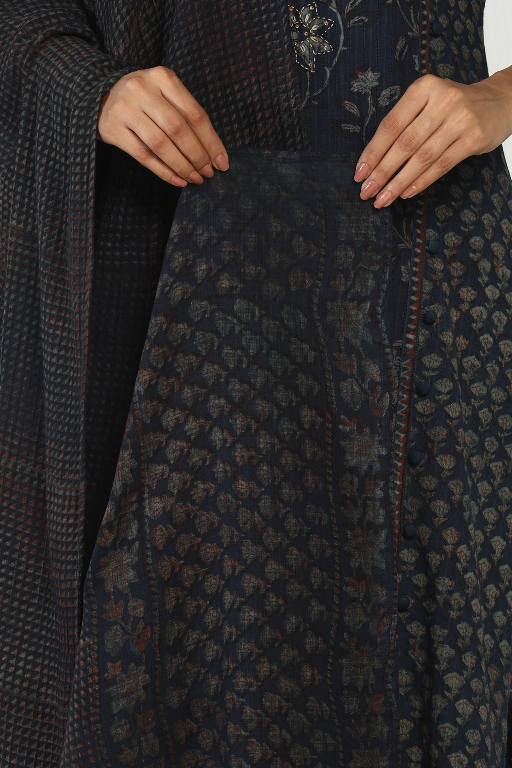 Sehra Maisha Akola Dupatta