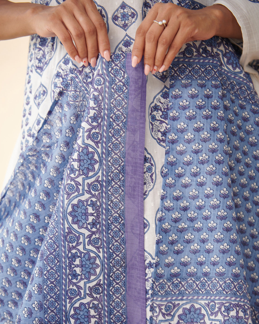 Neelofar Nihad Sanganeri Dupatta