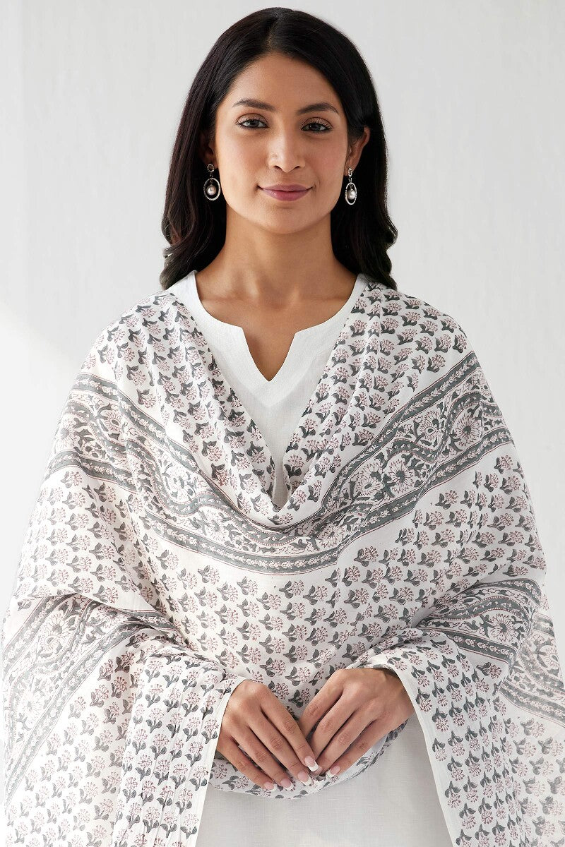 Naadirah Zoya White Sanganeri Dupatta