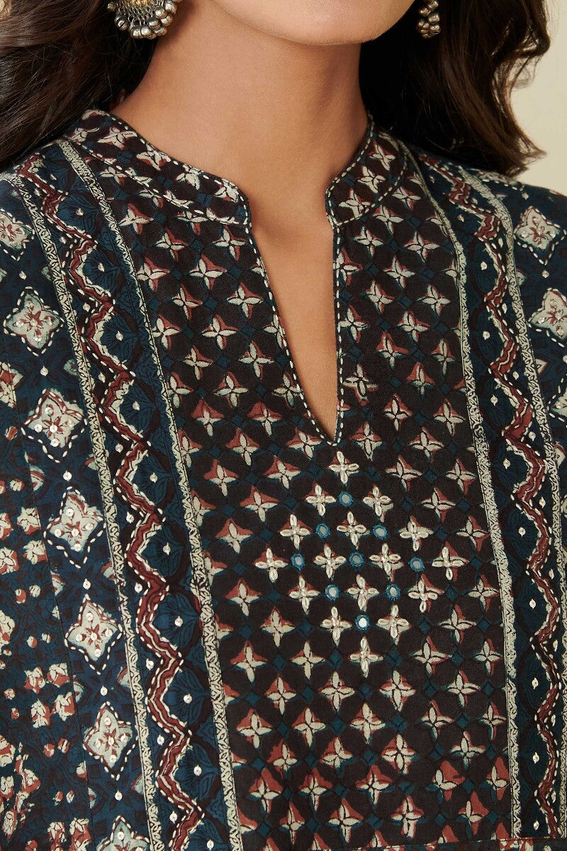 Sehra Zenia Bagru Kurta