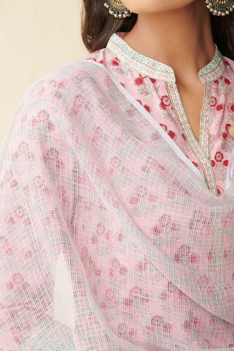 Nasrine Amyra Sanganeri Kota Dupatta