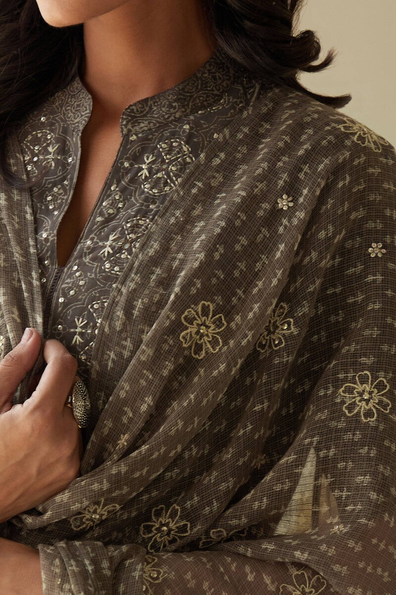 Sehra Zaira Akola Dupatta